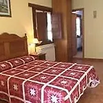 Casa De Aldea Ruiloba 2*