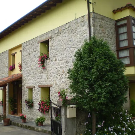 Casa De Aldea Ruiloba